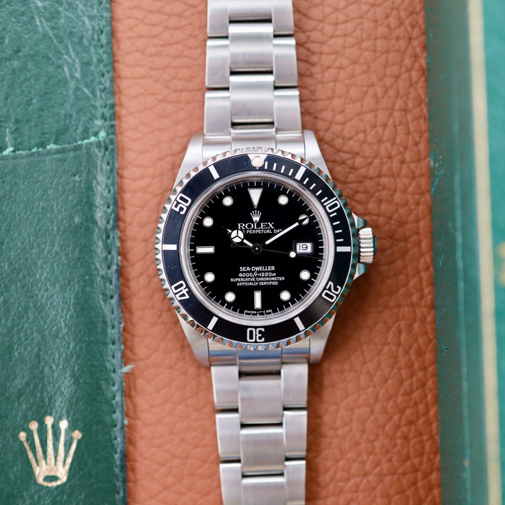 Rolex Sea-Dweller ref. 16600 (includes Rolex documentation from 1995)